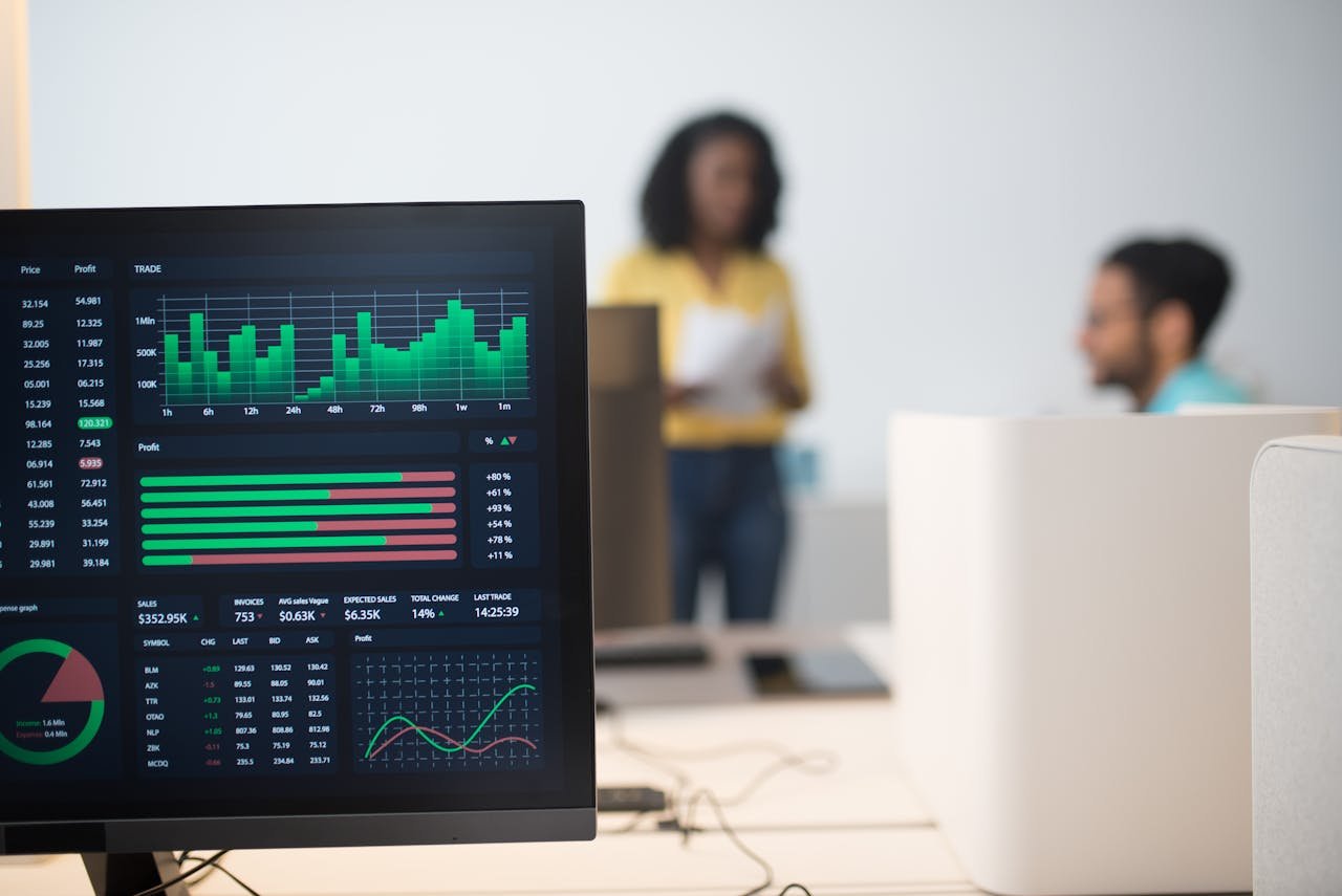 Flujo del sistema S.A.V.I.A.: lead, IA, calificación, CRM, seguimiento, conversión